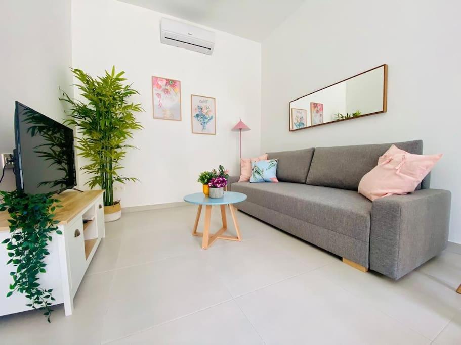 Sweet Aparment In Russafa Apartment Valencia Exterior photo