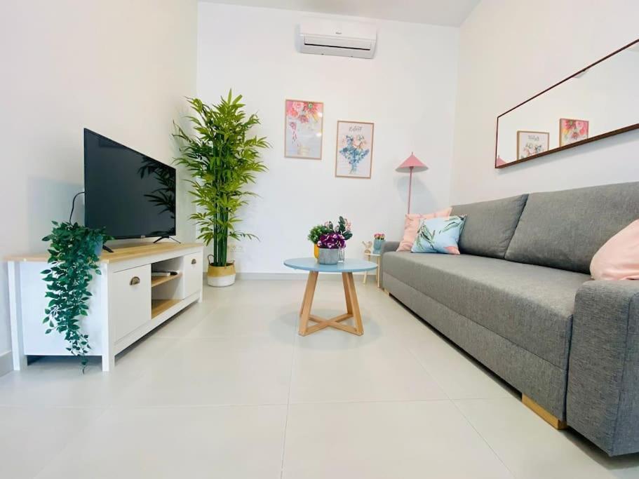Sweet Aparment In Russafa Apartment Valencia Exterior photo